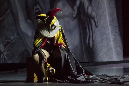 Rigoletto – Bologna, 2016Ruolo – RigolettoRegia – Alessio PizzechPh – Rocco Casaluci